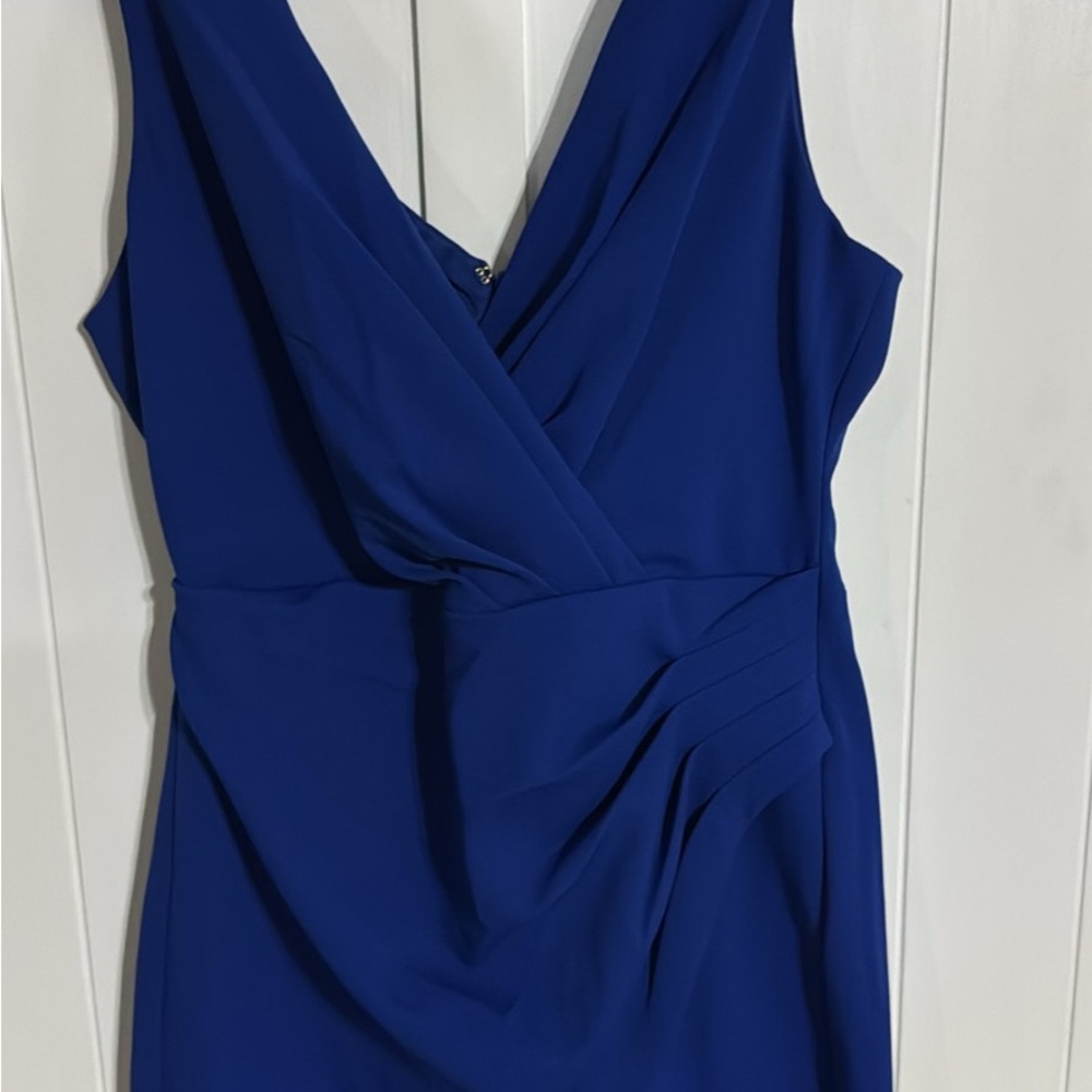 Elegant Blue Sleeveless Dress
